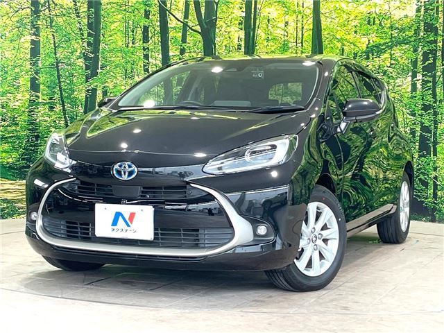 2022 Toyota Aqua Z Sedan for sale, Japanese used car export - photo 1 of 30 | GULJI TRADERS