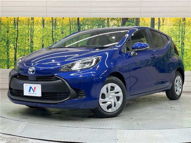 2022 Toyota Aqua X - photo 1 2022 Toyota Aqua X Sedan for sale, Japanese used car export - photo 1 of 30 | GULJI TRADERS