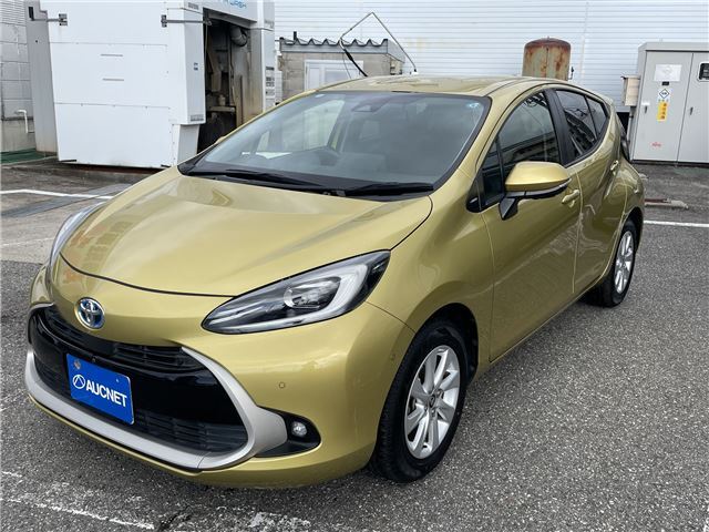 2022 Toyota Aqua Sedan for sale, Japanese used car export - photo 1 of 27 | GULJI TRADERS