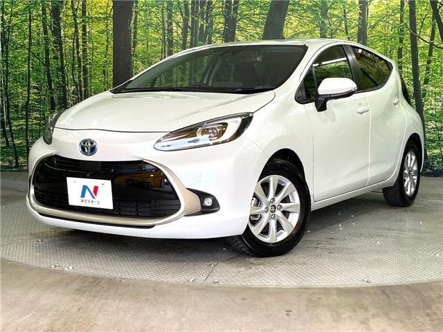 2022 Toyota Aqua Z - photo 1 2022 Toyota Aqua Z Sedan for sale, Japanese used car export - photo 1 of 30 | GULJI TRADERS