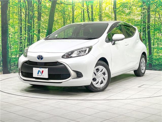 2022 Toyota Aqua G - photo 1 2022 Toyota Aqua G Sedan for sale, Japanese used car export - photo 1 of 30 | GULJI TRADERS