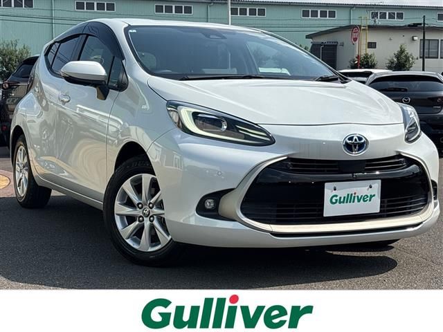 2022 Toyota Aqua Z - photo 1 2022 Toyota Aqua Z Sedan for sale, Japanese used car export - photo 1 of 24 | GULJI TRADERS
