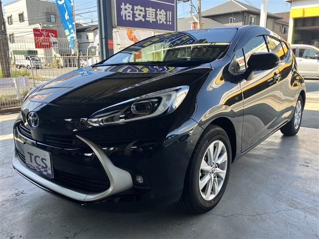 2022 Toyota Aqua 1.5 Z Sedan for sale, Japanese used car export - photo 1 of 17 | GULJI TRADERS