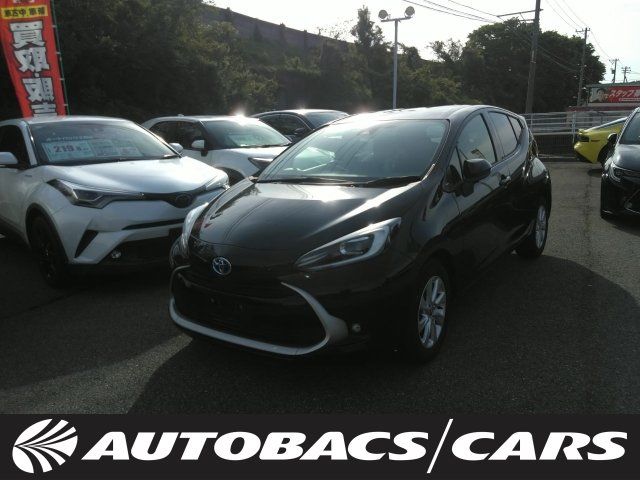 2022 Toyota Aqua Z 2WD Sedan for sale, Japanese used car export - photo 1 of 3 | GULJI TRADERS