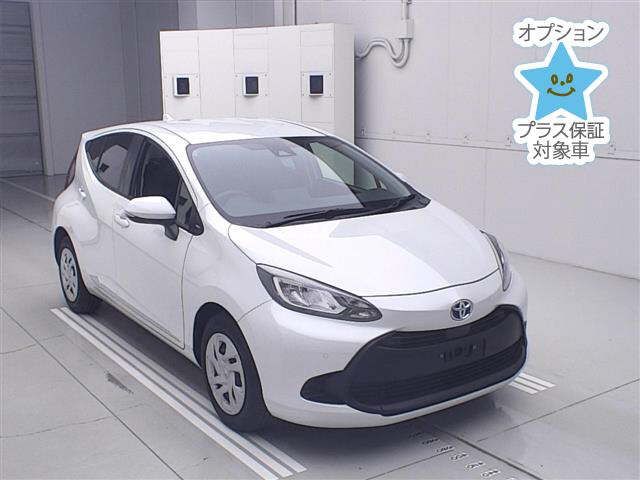 2022 Toyota Aqua PKSB Sedan for sale, Japanese used car export - photo 1 of 12 | GULJI TRADERS
