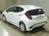 2022 Toyota Aqua Z 4WD Sedan for sale, Japanese used car export - photo 4 of 13 | GULJI TRADERS