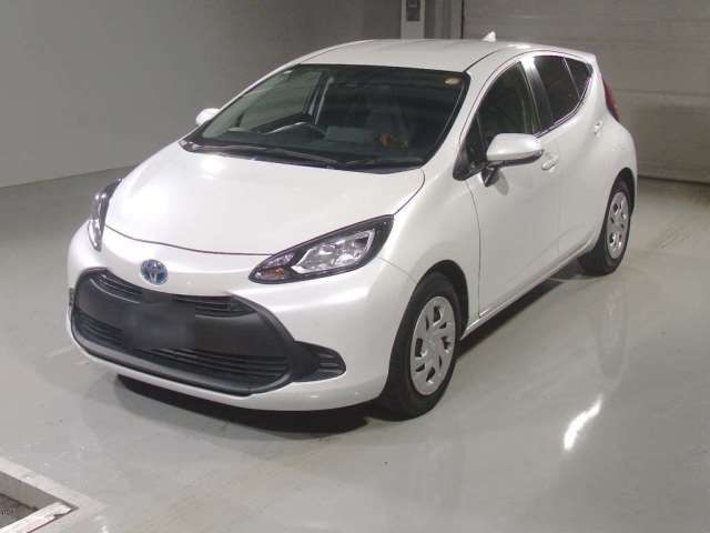 2022 Toyota Aqua X Sedan for sale, Japanese used car export - photo 1 of 8 | GULJI TRADERS