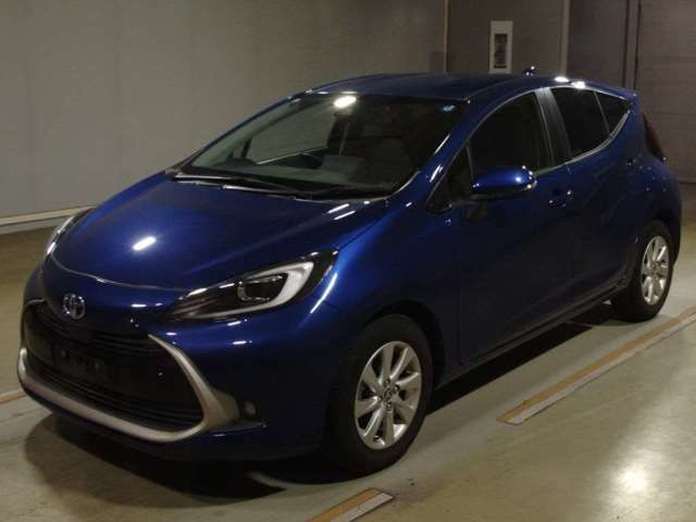 2022 Toyota Aqua Z Sedan for sale, Japanese used car export - photo 1 of 10 | GULJI TRADERS