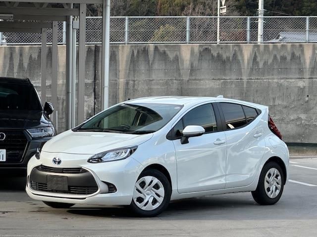 2022 Toyota Aqua 1.5 G TSS Sedan for sale, Japanese used car export - photo 1 of 24 | GULJI TRADERS