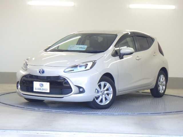 2022 Toyota Aqua 1.5Z - photo 1 2022 Toyota Aqua 1.5Z Sedan for sale, Japanese used car export - photo 1 of 9 | GULJI TRADERS