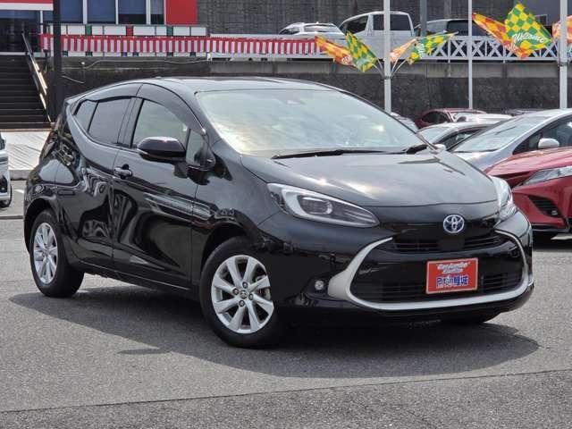 2022 Toyota Aqua 1.5 Z - photo 1 2022 Toyota Aqua 1.5 Z Sedan for sale, Japanese used car export - photo 1 of 9 | GULJI TRADERS
