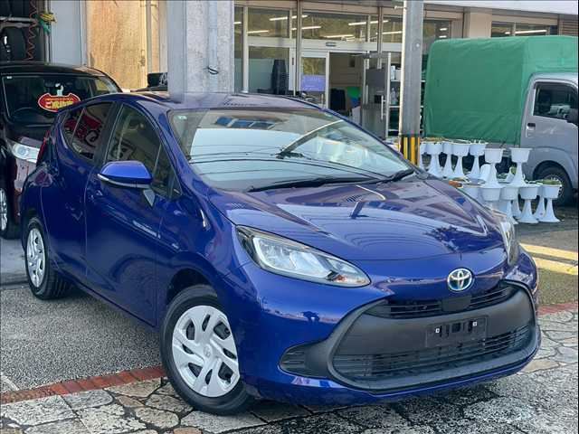 2023 Toyota Aqua X - photo 1 2023 Toyota Aqua X Sedan for sale, Japanese used car export - photo 1 of 41 | GULJI TRADERS