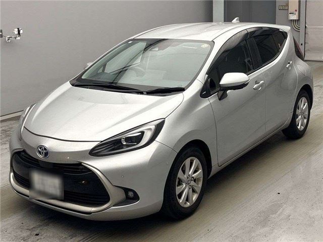 2023 Toyota Aqua - photo 1 2023 Toyota Aqua Sedan for sale, Japanese used car export - photo 1 of 11 | GULJI TRADERS