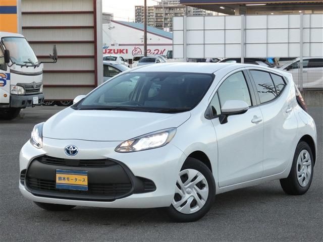 2023 Toyota Aqua 1.5 X Sedan for sale, Japanese used car export - photo 1 of 30 | GULJI TRADERS
