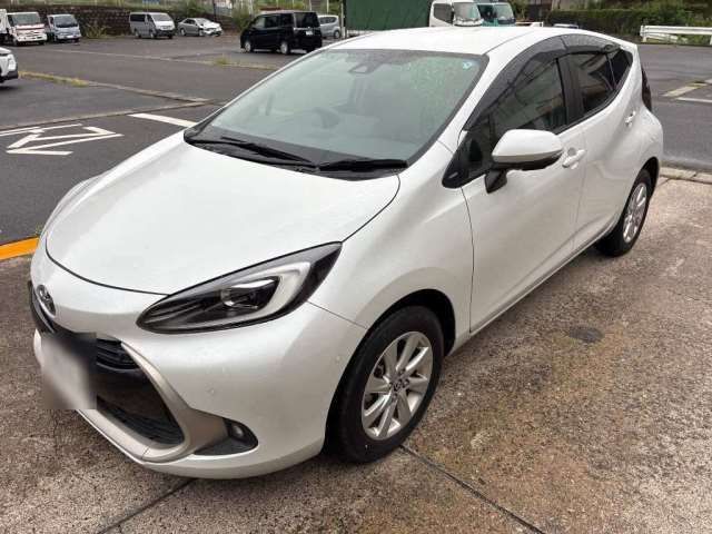 2023 Toyota Aqua Z Sedan for sale, Japanese used car export - photo 1 of 8 | GULJI TRADERS