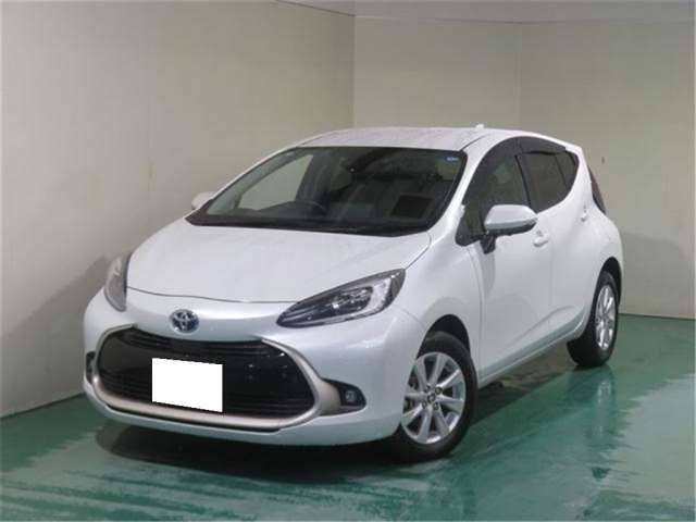 2023 Toyota Aqua Z - photo 1 2023 Toyota Aqua Z Sedan for sale, Japanese used car export - photo 1 of 18 | GULJI TRADERS