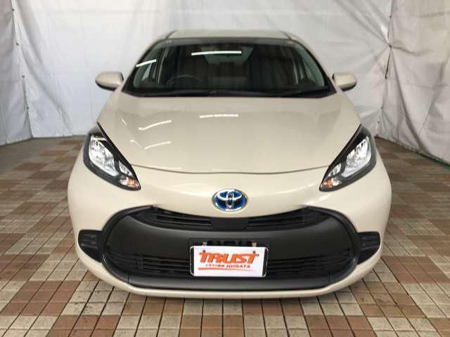 2023 Toyota Aqua 1.5 X Sedan for sale, Japanese used car export - photo 1 of 15 | GULJI TRADERS