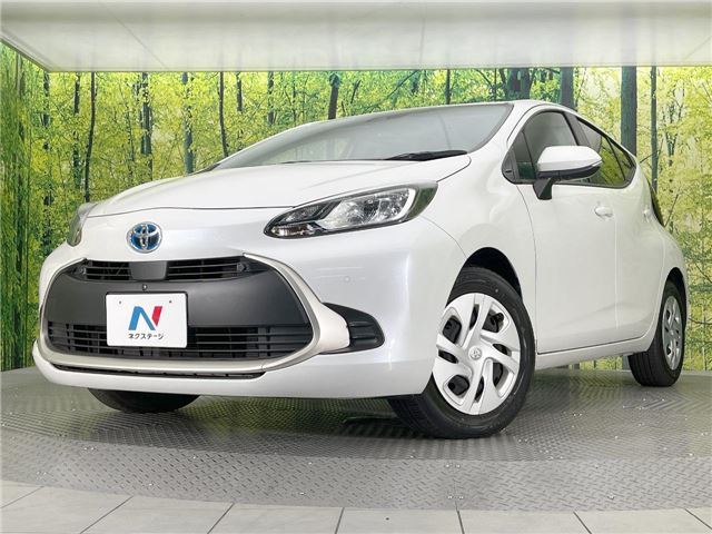 2024 Toyota Aqua G - photo 1 2024 Toyota Aqua G Sedan for sale, Japanese used car export - photo 1 of 30 | GULJI TRADERS