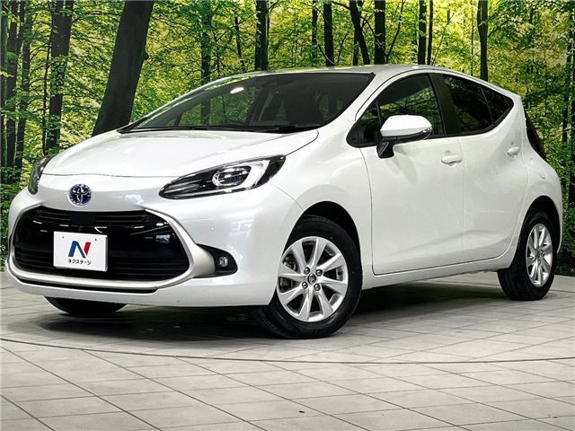 2024 Toyota Aqua Z - photo 1 2024 Toyota Aqua Z Sedan for sale, Japanese used car export - photo 1 of 30 | GULJI TRADERS