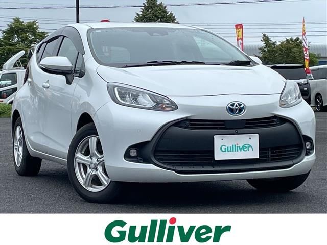 2024 Toyota Aqua X 4WD - photo 1 2024 Toyota Aqua X 4WD Sedan for sale, Japanese used car export - photo 1 of 24 | GULJI TRADERS