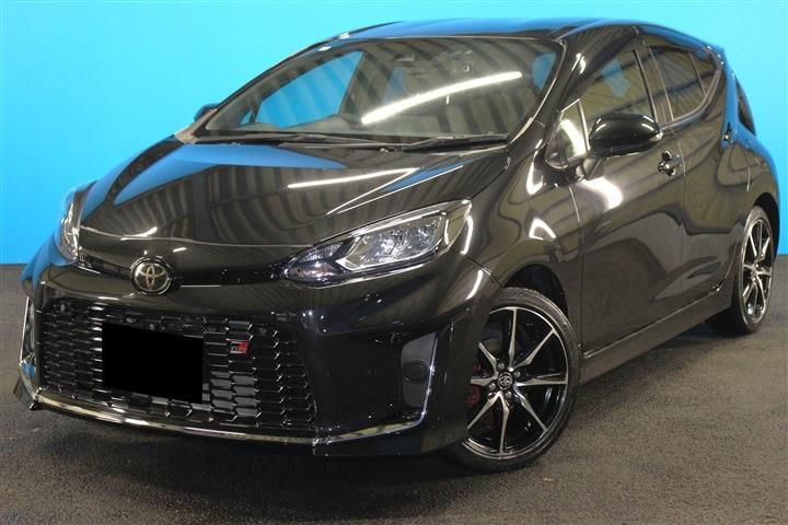 2024 Toyota Aqua 1.5 GR SPORT - photo 1 2024 Toyota Aqua 1.5 GR SPORT Sedan for sale, Japanese used car export - photo 1 of 30 | GULJI TRADERS