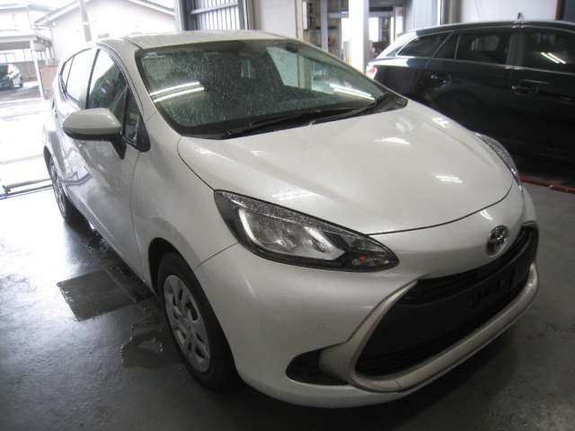 2024 Toyota Aqua G Sedan for sale, Japanese used car export - photo 1 of 13 | GULJI TRADERS