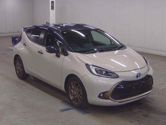 2024 Toyota Aqua Z Sedan for sale, Japanese used car export - photo 1 of 5 | GULJI TRADERS