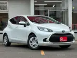 2025 Toyota Aqua 1.5 G E-Four 4WD White Sedan for sale, Japanese used car export - photo 15 of 53 | GULJI TRADERS