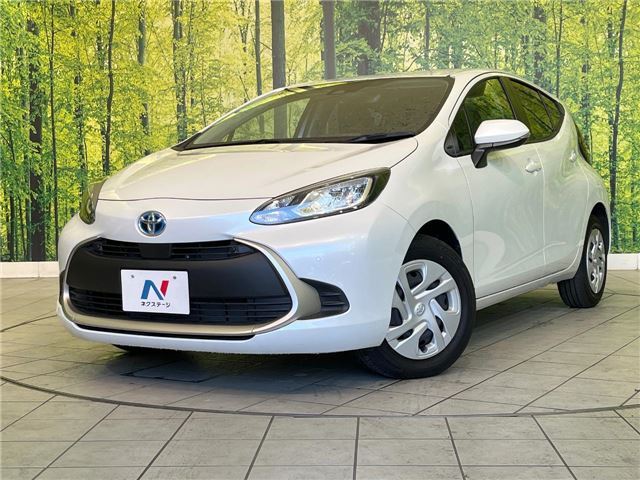 2025 Toyota Aqua G - photo 1 2025 Toyota Aqua G Sedan for sale, Japanese used car export - photo 1 of 30 | GULJI TRADERS