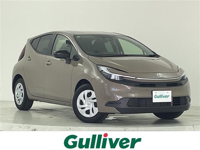 2025 Toyota Aqua U Sedan for sale, Japanese used car export - photo 1 of 24 | GULJI TRADERS
