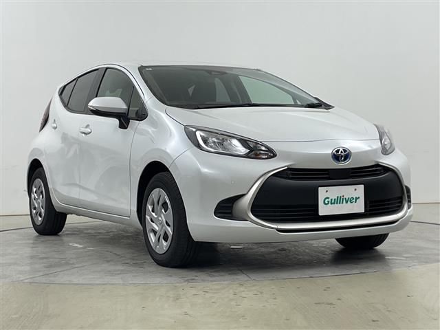 2025 Toyota Aqua G 4WD Sedan for sale, Japanese used car export - photo 1 of 24 | GULJI TRADERS