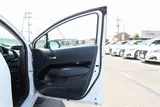 2025 Toyota Aqua 1.5 G E-FOUR 4WD White Sedan for sale, Japanese used car export - photo 24 of 30 | GULJI TRADERS