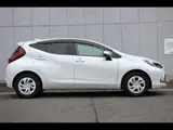 2025 Toyota Aqua 1500 G 5-door DCVT 2WD 5-seater Pearl Sedan for sale, Japanese used car export - photo 17 of 23 | GULJI TRADERS