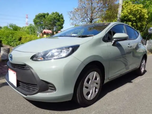 2025 Toyota Aqua X ★Genuine Navigation &amp; Backup Monitor★ Other Sedan for sale, Japanese used car export - photo 1 of 46 | GULJI TRADERS