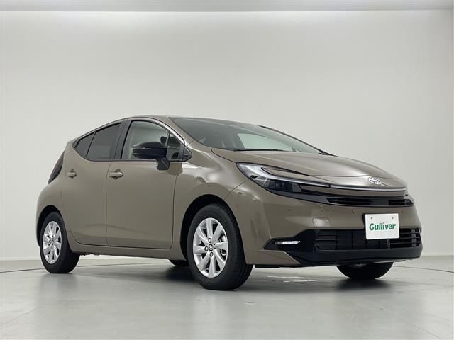 2026 Toyota Aqua Z Sedan for sale, Japanese used car export - photo 1 of 24 | GULJI TRADERS