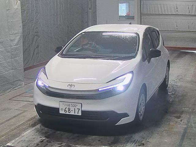 2026 Toyota Aqua X - photo 1 2026 Toyota Aqua X Sedan for sale, Japanese used car export - photo 1 of 8 | GULJI TRADERS