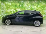 2026 Toyota Aqua 4WD_Z Black Sedan for sale, Japanese used car export - photo 2 of 9 | GULJI TRADERS