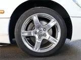 2000 Toyota Aristo S300 Vertex ED / CD player / Keyless entry / Xenon headlights / 5-speed automatic transmission / Late model Pearl Sedan for sale, Japanese used car export - photo 37 of 50 | GULJI TRADERS