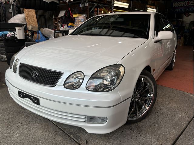 2001 Toyota Aristo V300 Vertex Edition - photo 1 2001 Toyota Aristo V300 Vertex Edition Pearl Sedan for sale, Japanese used car export | GULJI TRADERS