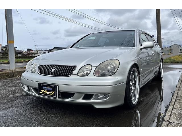 2001 Toyota Aristo S300 walnut package Silver Sedan for sale, Japanese used car export | GULJI TRADERS