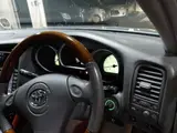 2003 Toyota Aristo 3.0 S300 Walnut Package Silver Sedan for sale, Japanese used car export - photo 34 of 44 | GULJI TRADERS