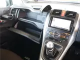 2010 Toyota Auris RS/6-speed manual transmission/HDD navigation/M server/keyless entry/17-inch alloy wheels Black Sedan for sale, Japanese used car export - photo 19 of 50 | GULJI TRADERS
