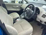2011 Toyota Auris 150XM Package Blue Sedan for sale, Japanese used car export - photo 6 of 7 | GULJI TRADERS