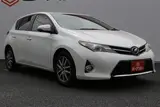 2013 Toyota Auris 1.8 RS S Package Pearl Sedan for sale, Japanese used car export - photo 21 of 30 | GULJI TRADERS