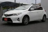2013 Toyota Auris 1.8 RS S Package Pearl Sedan for sale, Japanese used car export - photo 24 of 30 | GULJI TRADERS