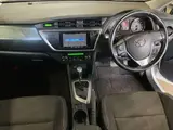 2014 Toyota Auris 150XS Package Pearl Sedan for sale, Japanese used car export - photo 3 of 5 | GULJI TRADERS