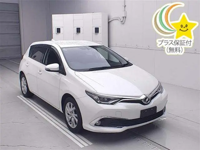 2015 Toyota Auris 150X Pearl Sedan for sale, Japanese used car export - photo 1 of 12 | GULJI TRADERS