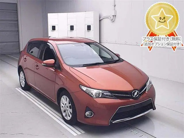 2015 Toyota Auris RS S-PKG Orange Sedan for sale, Japanese used car export - photo 1 of 12 | GULJI TRADERS