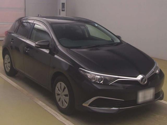 2015 Toyota Auris 150X - photo 1 2015 Toyota Auris 150X Sedan for sale, Japanese used car export - photo 1 of 9 | GULJI TRADERS