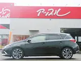 2016 Toyota Auris Hybrid G ​​Package ● Collision Mitigation Braking System ● LDA (Landing Dive Aid) Black Sedan for sale, Japanese used car export - photo 5 of 59 | GULJI TRADERS